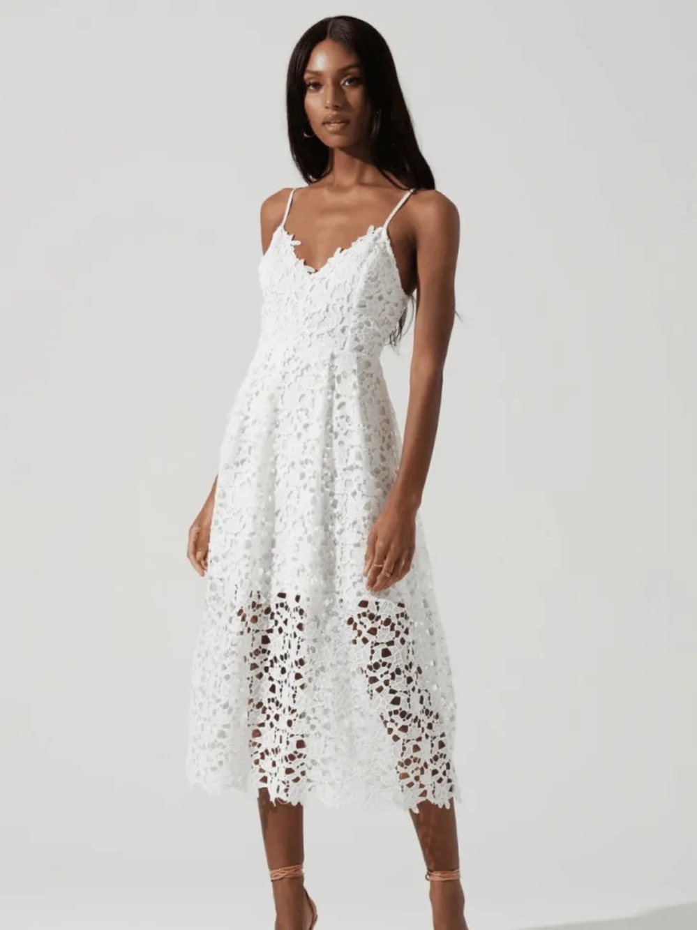 ASTR THE LABEL MIDI DRESS